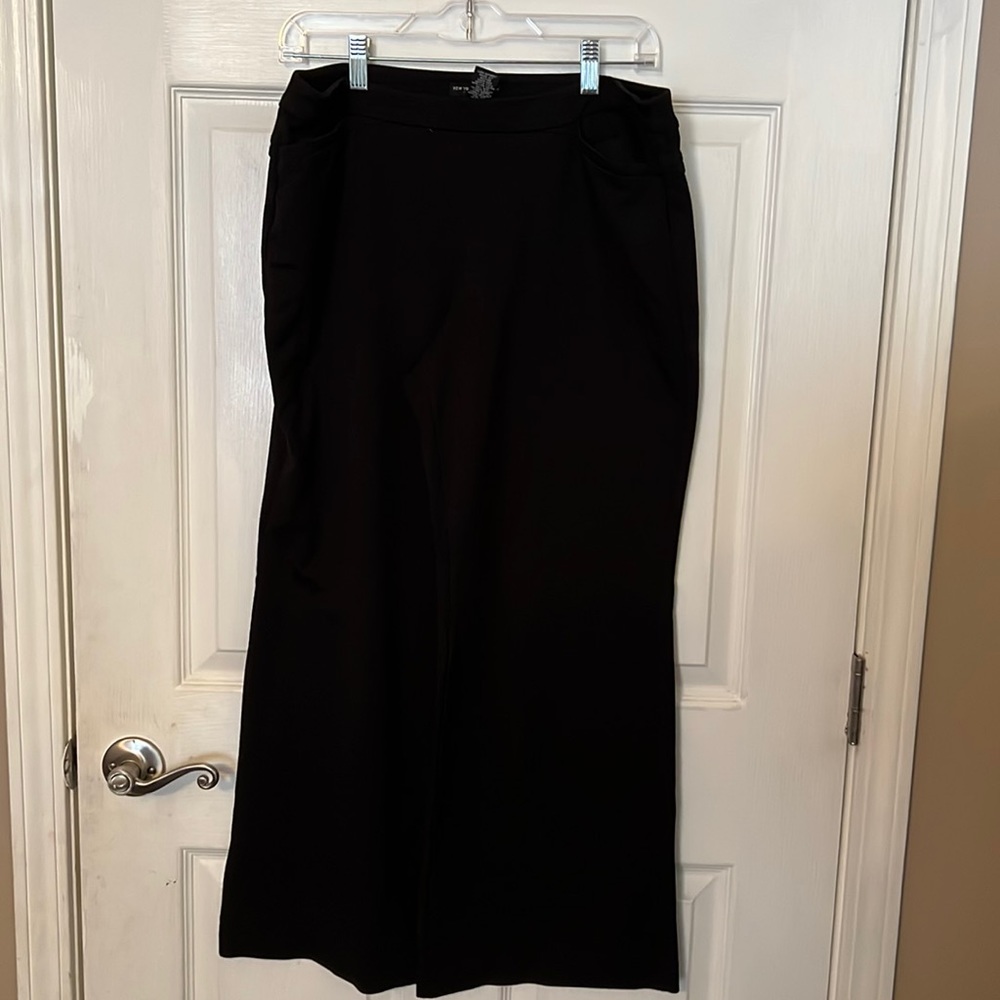 New York & Co black stretch pants wide leg